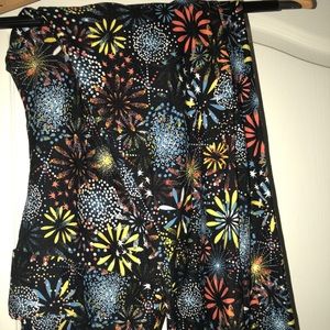 Lularoe Fireworks leggings TC